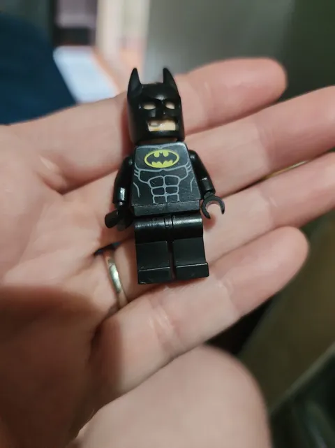 LEGO  Batman Collectible Minifigure  With Helmet  No Cape #J8!