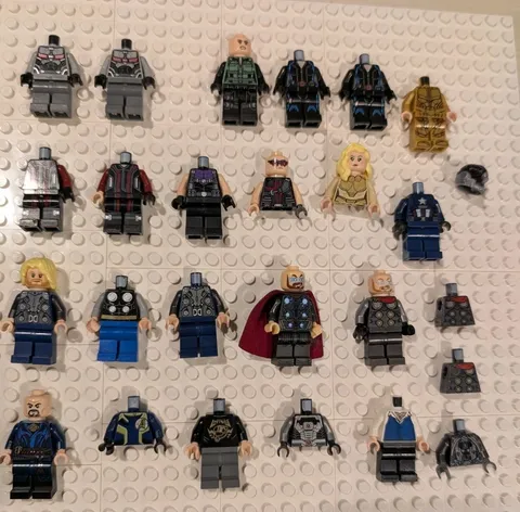 LEGO MINIFIGURE LOT Of 25 PARTS PIECES BULK MARVEL See Pics! Thor Avengers More