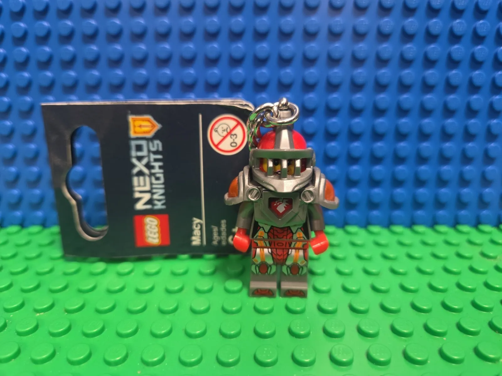 Lego Macy Halbert Key Chain Minifigure Nexo Knights 853522 CMF Lot Rare Retired 