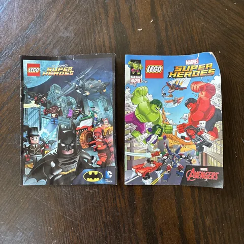 Lego Marvel/DC comic books Lot Of 2 | Free Shipping!!