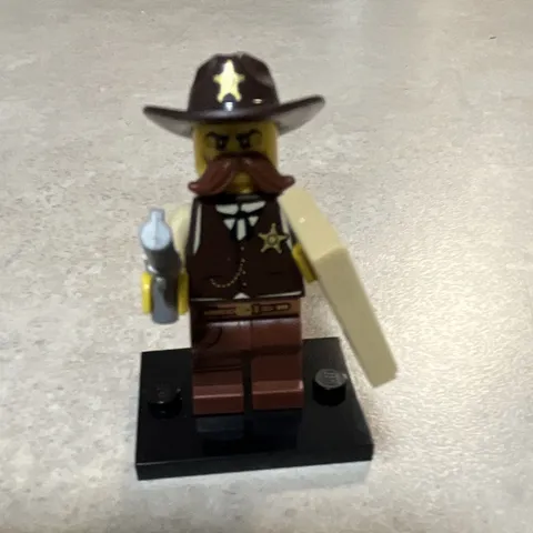LEGO Minifigures Series 13 Sheriff w/ Hat Mustache Wanted Poster & Display Base