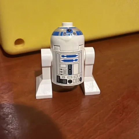 Lego Star Wars - R2-D2 Astromech Droid (white & silver top)