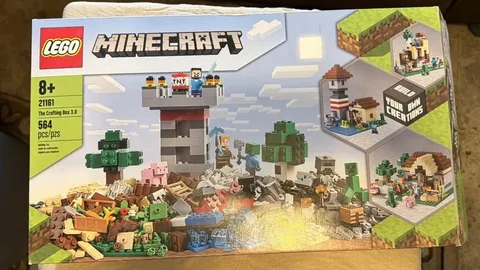 LEGO 21161 Minecraft The Crafting Box 3.0 Kit w/ Characters Open