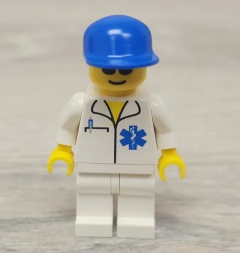Lego soc057 Doctor EMT Star of Life White Legs Blue Cap Minifigure