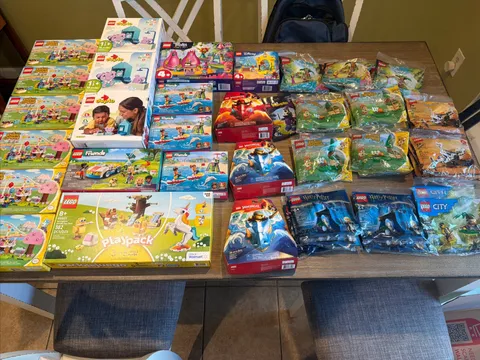 Lego Sets (19) And Poly bags (26) Lot Brand New Sealed