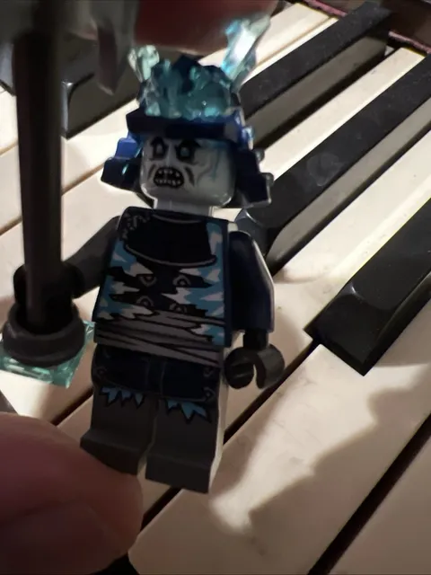 Lego Ninjago Grimfax Minifigure #njo1051 Set #71860 Brand New