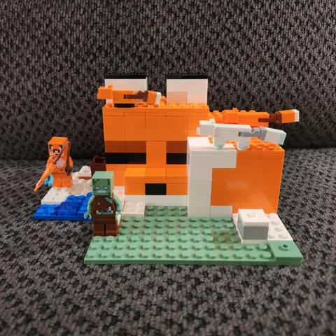 The Fox Lodge Minecraft Lego Set, Used, Without Box