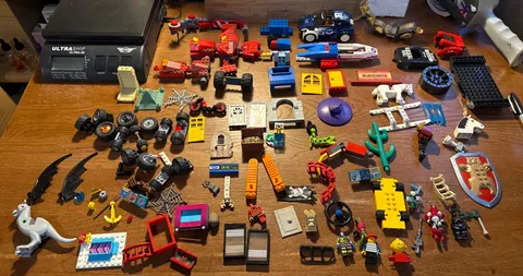 LOT LEGO MIXED SPECIALTY PIECES INCOMPLETE PARTS ONLY BULK Bag B
