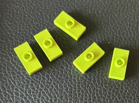 LEGO Lot 5 1x2 Lime Green 1 Stud Jumper #15573 Flat Bricks Plate Blocks Parts