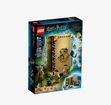LEGO Harry Potter 76384 Hogwarts Herbology Class Building Set New Sealed