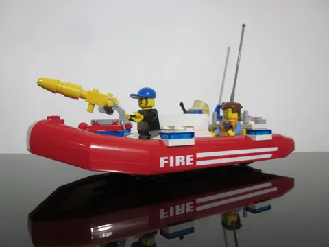 Lego Red Boat Raft Police Fire Rescue Red w/ Figure