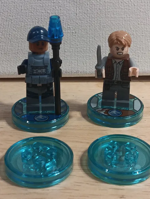 LEGO Dimensions Jurassic World  Minifigures & Discs From Set 71205 Owen & ACU