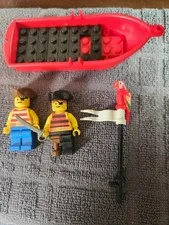 Lego Pirate Minifigure Lot (5pc) pirates, boat, flag, parrot