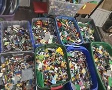 Bulk Lego 4 Pounds - Random Pieces Across All Sets Themes 
