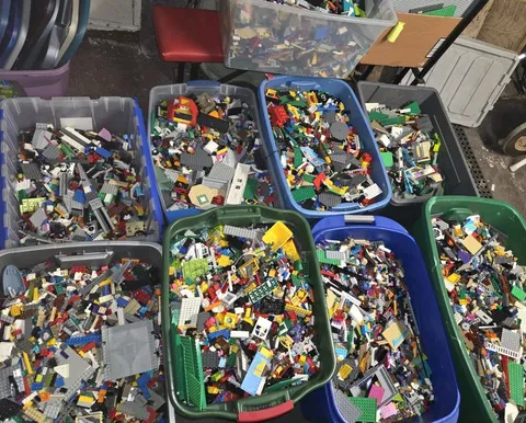 Bulk Lego 4 Pounds - Random Pieces Across All Sets Themes 
