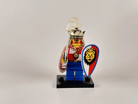 LEGO Castle Royal Knights King with Cape Vintage cas060 Set 6090