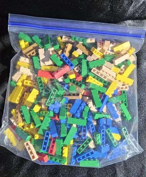 LEGO 1x4 Bricks Bulk Lot 1 lb+ 275+ Pcs Part 3010 Mixed Colors Wall MOC Pack New