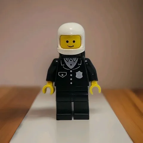 Lego City Police Officer with Helmet Minifigure
