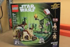 Lego 75422 Yoda's Hut and Jedi Training 440 pcs Brand New Sealed