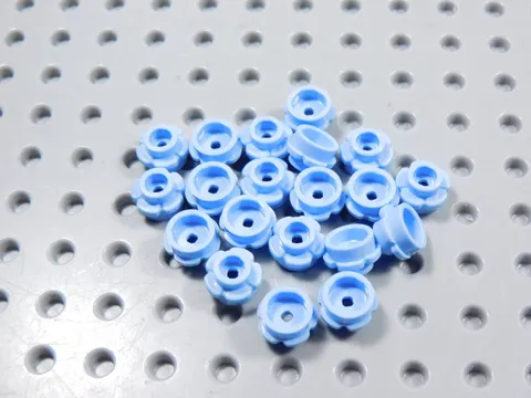 LEGO Lot of 20 Bright Light Blue 1x1 Flowers Plants Minifig BG