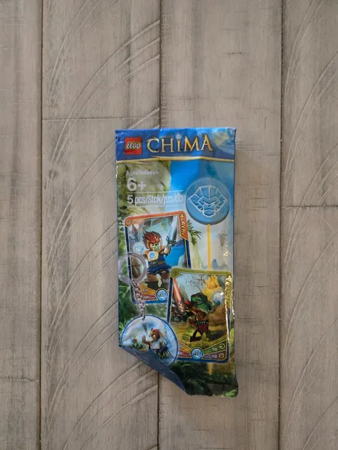 2013 LEGO CHIMA In Store Promo Promotional Sealed Pack Cards Keychain 6031640