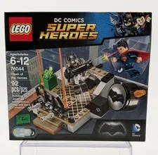 LEGO 76044 DC Super Heroes Clash of the Heroes Armored Batman vs Superman Sealed