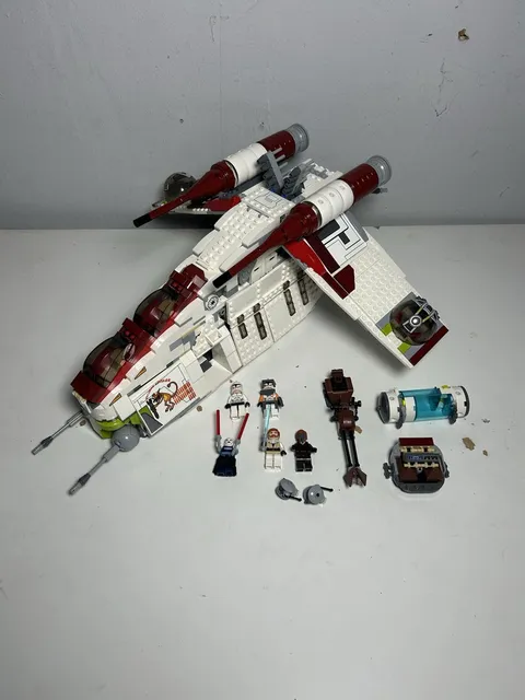 LEGO Star Wars: Republic Attack Gunship (7676) Complete 100%