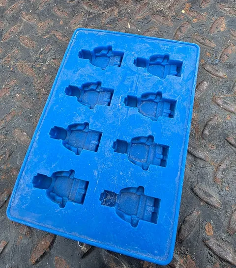 Blue Minifigure Figure Ice Cube / Candy / Gummy Molds Preowned