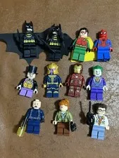 LEGO DC Superheroes, Marvel & Jurassic World Minifigures Lot of 11