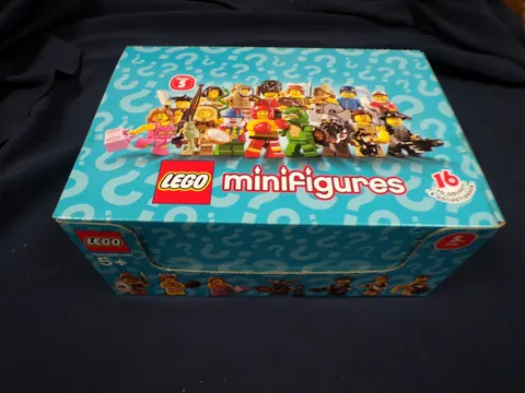 Lego Minifigures Series 5 Box Case of 60 Sealed Minifigures 8684