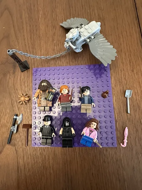 LEGO Harry Potter. Minifigures only 75947 Hagrid's Hut: