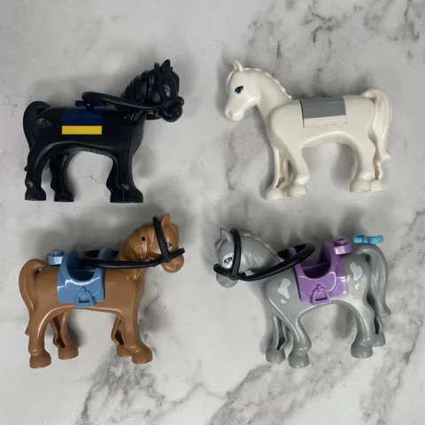 LEGO LOT OF 4 FRIENDS HORSE ANIMAL FIGURES VARIETY OF COLORS B1-861