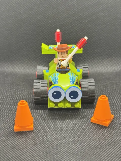 Disney Pixar’s Toy Story 4 with The 10766 Woody & RC Set