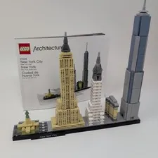 LEGO Architecture 21028 New York City Instructions 99% Complete 