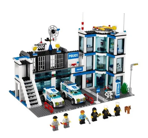LEGO CITY: Police Station (7498)