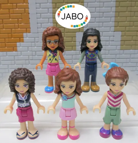 (L 15 / 13 / 6) Lego Friends 5 Figures Minifigures