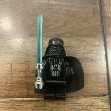 LEGO Star Wars Darth Vader Minifigure