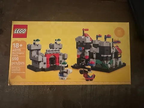 LEGO 40775 Mini Knight’s Castle GWP Limited Edition NEW SEALED BOX Set 2025