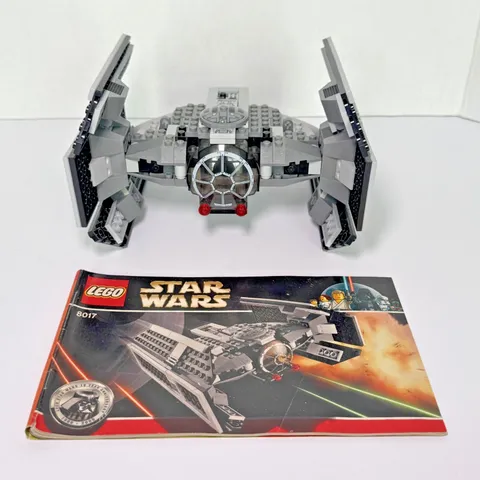 Darth Vader's Tie Fighter LEGO (8017) Star Wars Collection