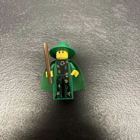 LEGO Minifigure 2000s Harry Potter Professor Minerva McGonagall Green Cape hp022