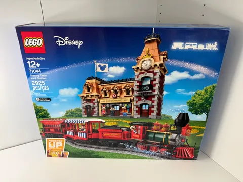 LEGO Disney: Disney Train and Station (71044)