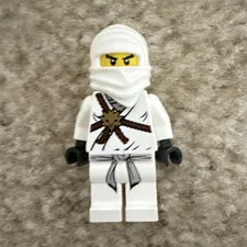 LEGO NINJAGO White Ninja Minifigure w/ Hood Mask & Sword Strap