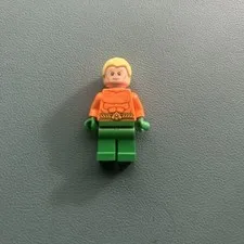 Lego Aquaman - Bright Light Yellow Short Hair Sh0533