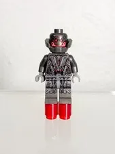 RETIRED Marvel Lego Ultron minifigure, 2015, Used GOOD condition from set 76031