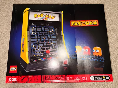 LEGO Icons 10323 Pac-Man Arcade Euro Box Brand New & Factory Sealed Box Damage