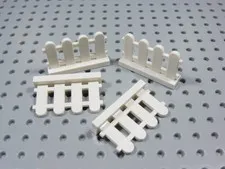 LEGO Lot of 4 White 1x4x2 Picket Fence Accessory Minifig BT