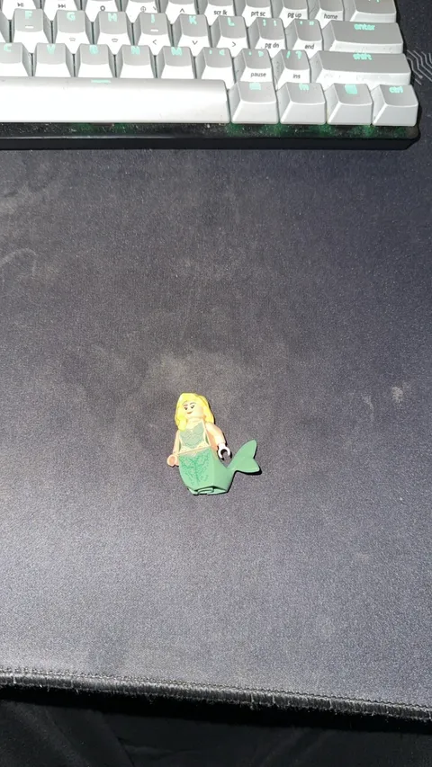 Lego Minifigure Pirates of the Caribbean Mermaid poc020 EXCELLENT CONDITION