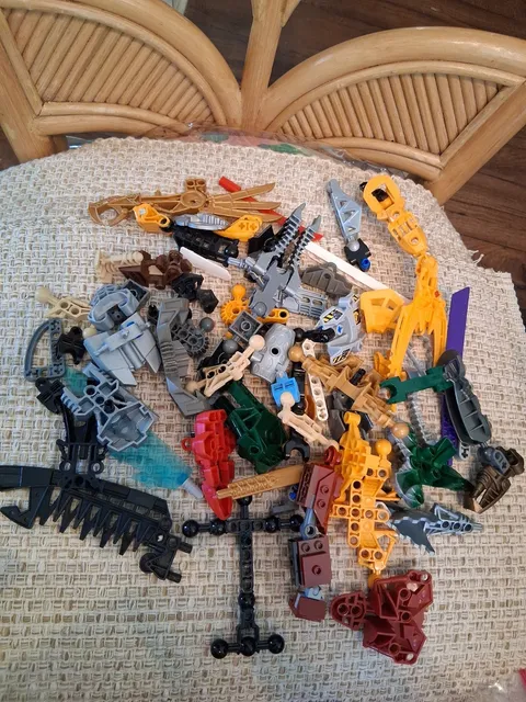 LEGO BIONICLE Hero Factory Bulk Lot 50+ Assorted Parts Pieces (A)