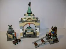 Lego 4714 Harry Potter GRINGOTT'S BANK 100% Complete w/Instructions