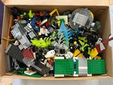 Bulk LEGO LOT 5.10 pound Lbs Star Wars Pieces accessories Amazing!